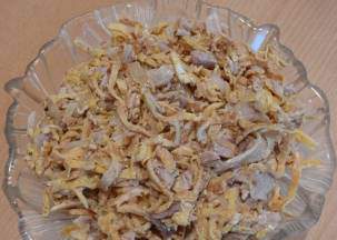 Салат «Драная курица» с блинами